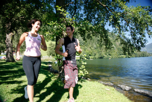 Am Feldsee in Kärnten gibt es auch wilde Badestellen