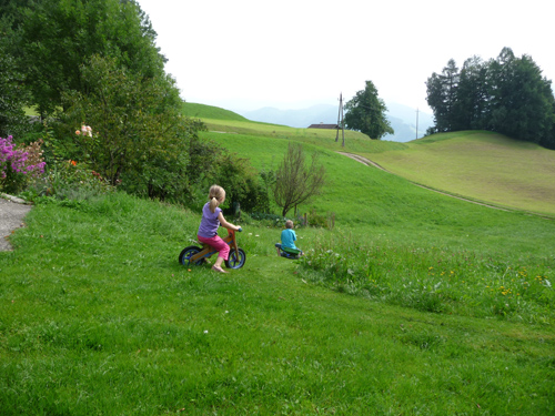 Traumhafte schöner Spielegarten