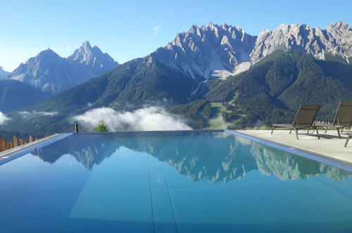 Einzigartig schön gelegener Swimmingpool