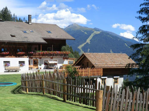 Herrliche Alleinlage auf dem Berg